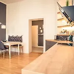 City * שוורין